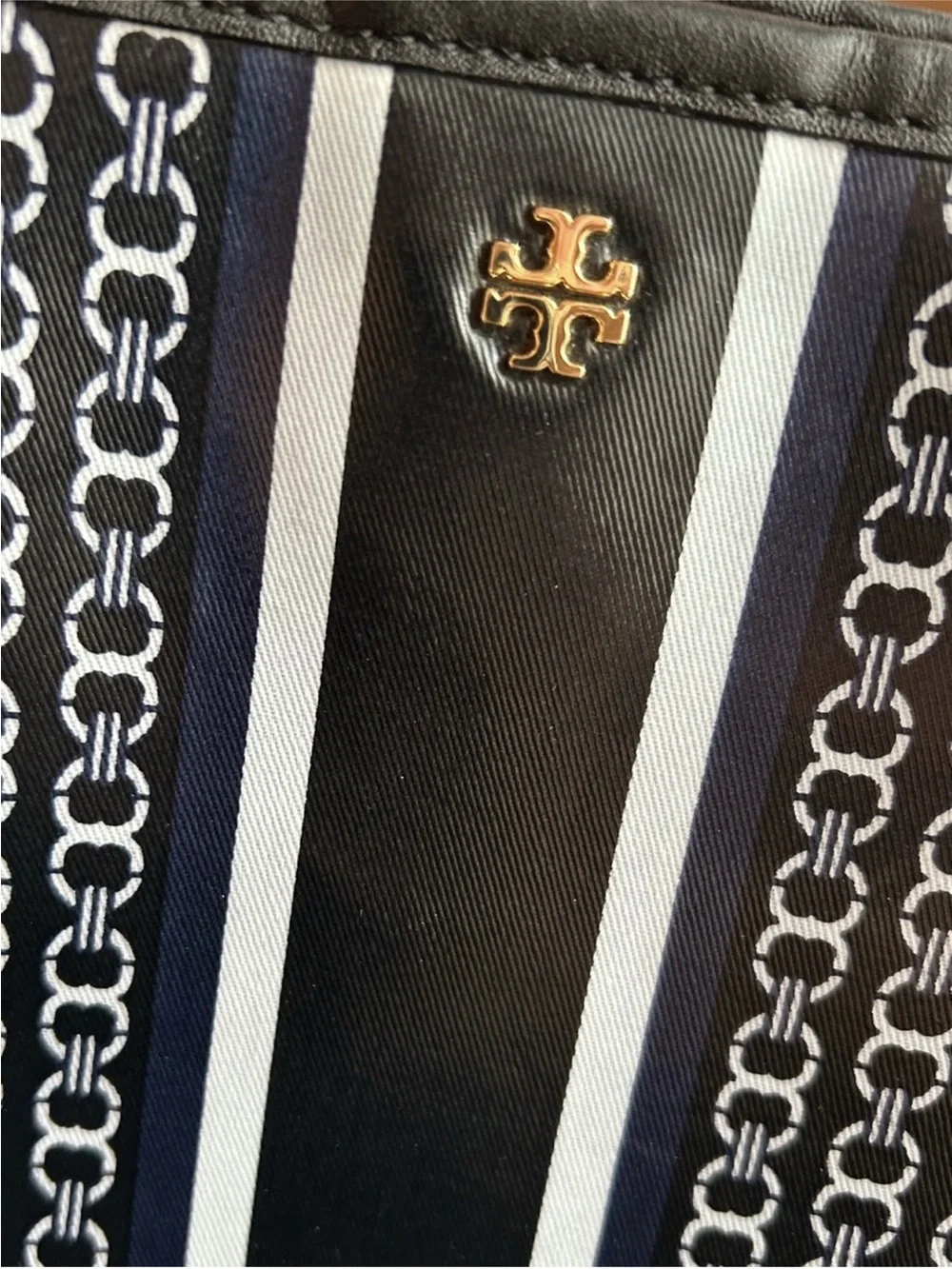EUC Tory Burch Gemini link tote